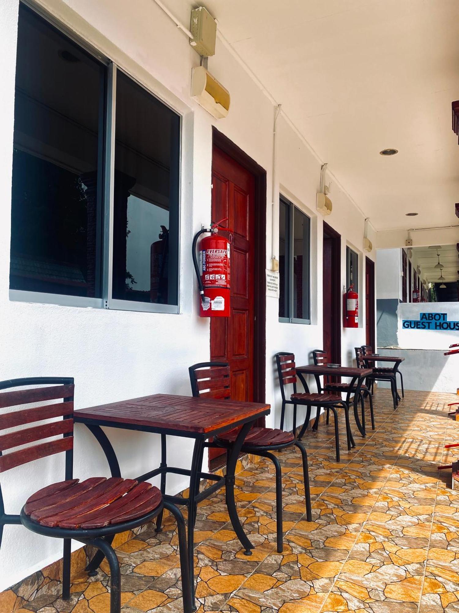 Abot Guest House Kuala Tahan Exterior photo