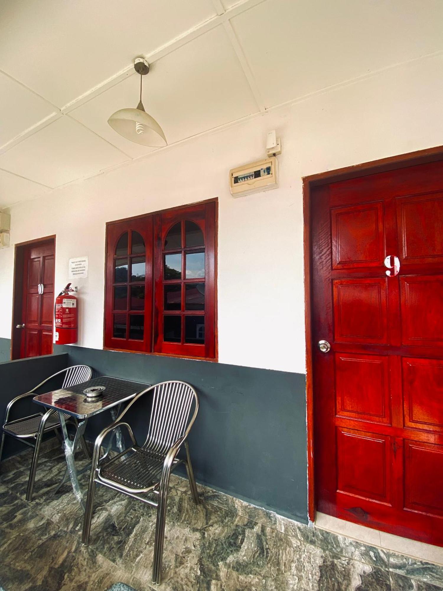Abot Guest House Kuala Tahan Exterior photo
